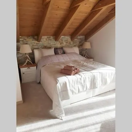 Rebeca 6 Beds Chalet