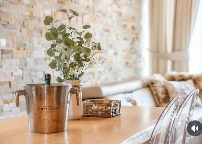 Rebeca 6 Beds * Dóval