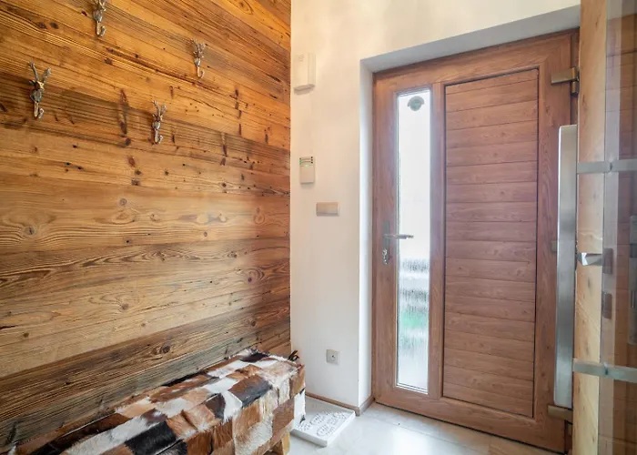 Rebeca 6 Beds Alpesi faház Dóval